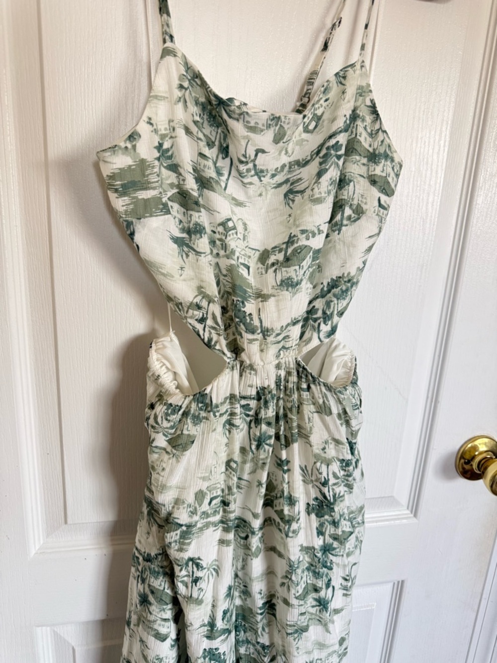Abercrombie & Fitch Cutout Maxi Green Dress - Picture 7 of 7